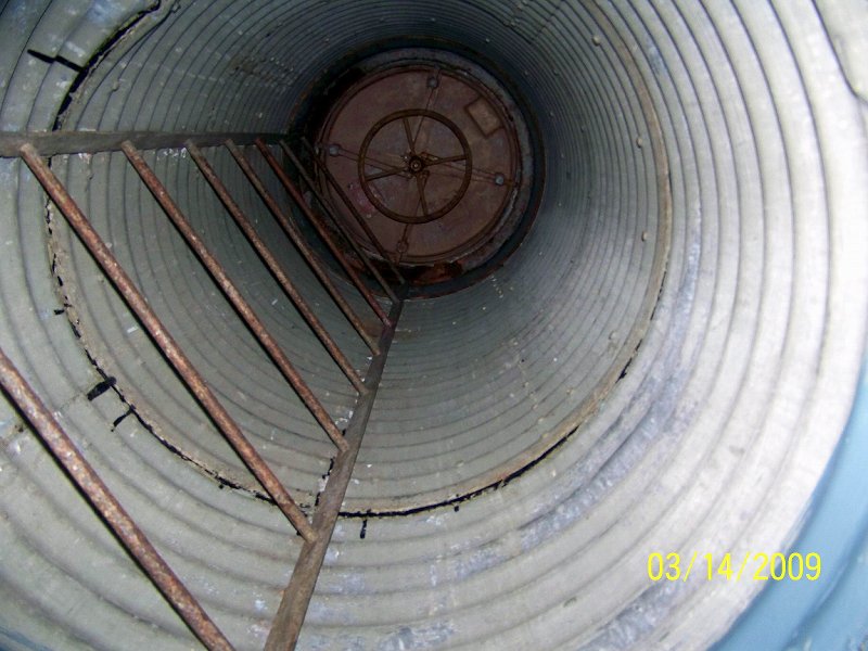 Hector 018 031409.jpg - Compliments of Hector Padron-AD4C